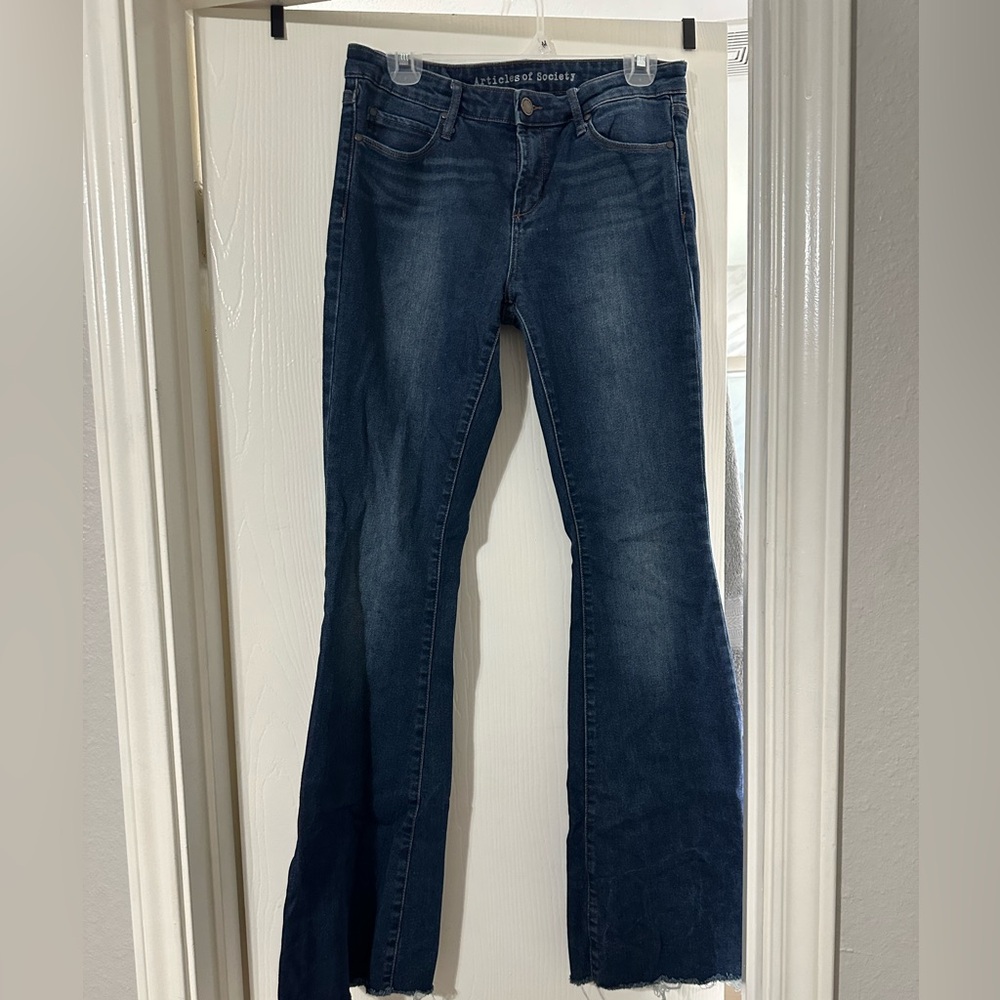 ARTICLES OF SOCIETY BOOTCUT JEANS DARK WASH